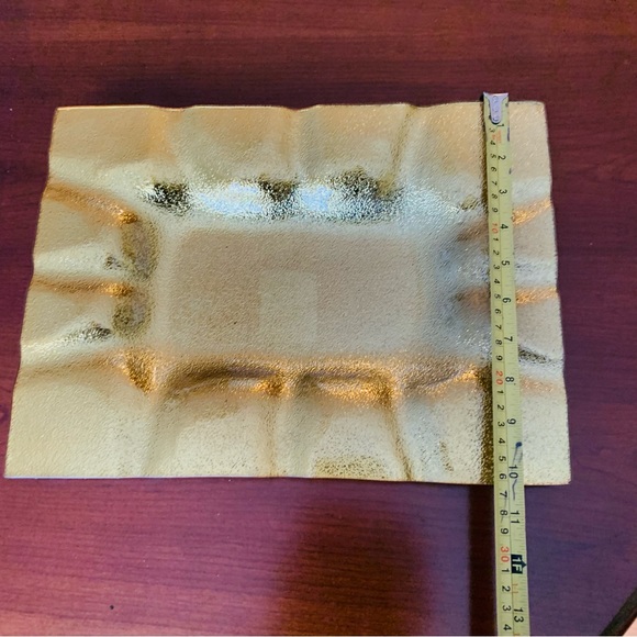 Shiny gold painted glass serving dish 13”x10 rectangle shiny party platter - Picture 5 of 5